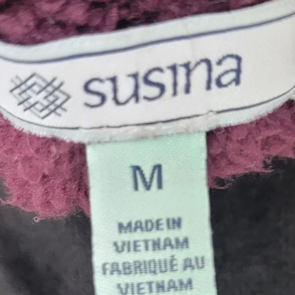 Susina burgundy sherpa lined faux suede vest size M